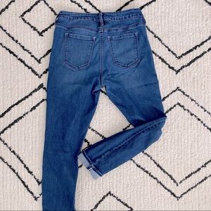 Athleta Sculptec Jeans size 8